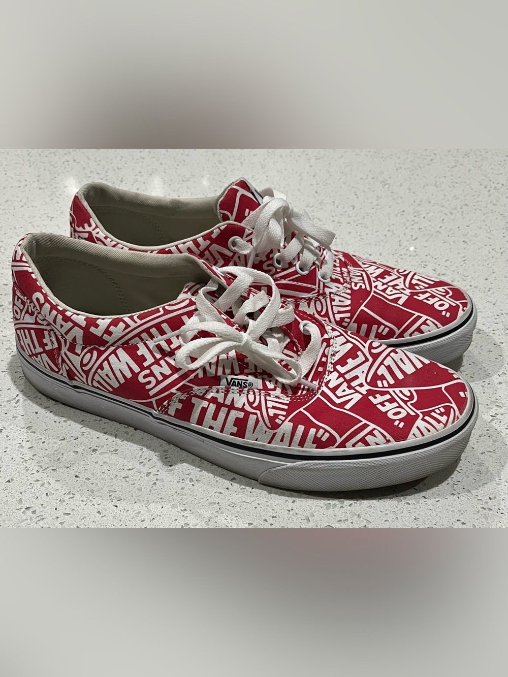 Vans Men’s Dohney Size 10.5 Casual Low Top Canvas Skate Shoes Red Off The Wall